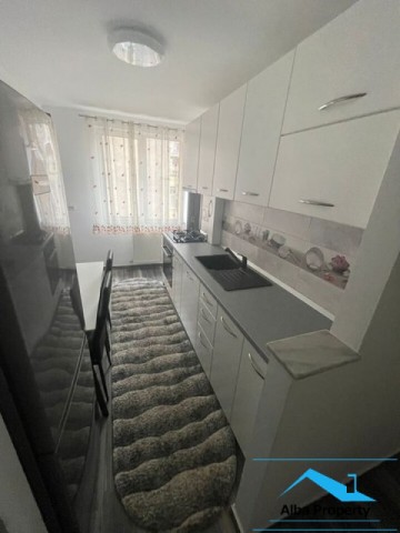 apartament-2-camere-mobilat-et-01cetate-4