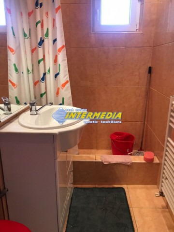 apartament-2-camere-de-inchiriat-etaj-intermediar-zona-cetate-5