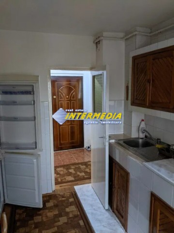 apartament-2-camere-de-vanzare-in-alba-iulia-zona-bowling-4