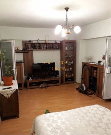 apartament-3-camere-podu-ros-bloc-din-1990-6