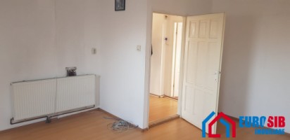 apartament-la-casa-de-inchiriat-in-sibiu-zona-milea-pretabil-birouri-3