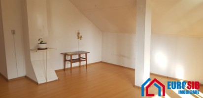 apartament-la-casa-de-inchiriat-in-sibiu-zona-milea-pretabil-birouri-1