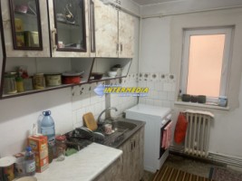 apartament-3-camere-decomandat-in-centru-alba-iulia-etaj-intermediar-de-vanzare-8