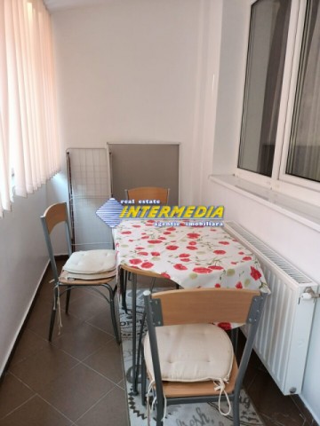 apartament-cu-2-camere-de-inchiriat-in-alba-iulia-mobilat-si-utilat-complet-zona-centru-17