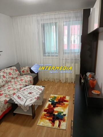 apartament-cu-2-camere-de-inchiriat-in-alba-iulia-mobilat-si-utilat-complet-zona-centru-20