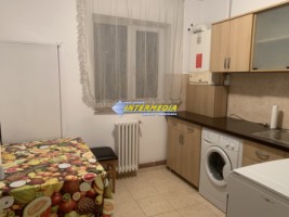 garsoniera-cf1-cetate-closca-etaj-2-cu-boxa-bloc-de-caramida-si-izolat-complet-mobilata-si-utilata-4