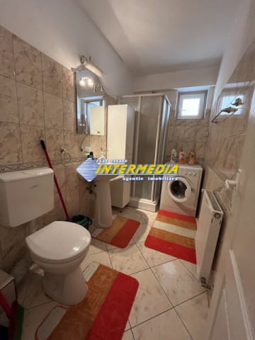 apartament-2-camere-de-inchiriat-mobilat-si-utilat-complet-in-alba-iulia-zona-centru-3