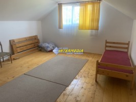 casa-de-vacanta-in-blandiana-pm-cu-2000-mp-teren-aproape-de-alba-iulia-14