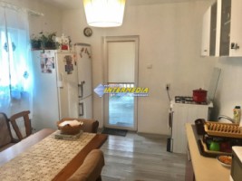 casa-pe-cu-4-camere-de-vanzare-in-alba-iulia-19