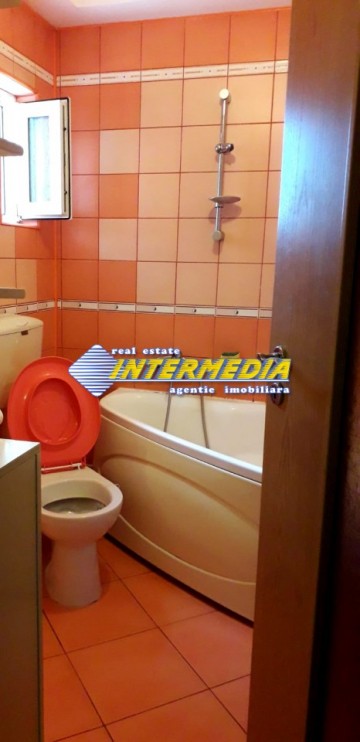 apartament-3-camere-decomandat-de-inchiriat-cetate-27