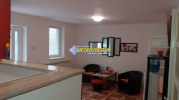 spatiu-comercial-de-vanzare-70-mp-alba-iulia-zona-cetate-goldis-2