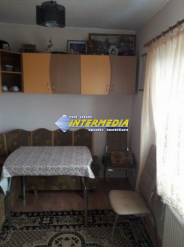 apartament-de-vanzare-3-camere-alba-iulia-zona-cetate-3