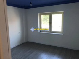 3-camere-decomandat-de-vanzare-in-cartierul-cetate-finisat-5