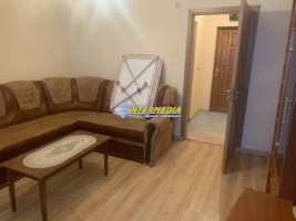 garsoniera-renovata-de-vanzare-in-centru-alba-iulia-mobilata-3