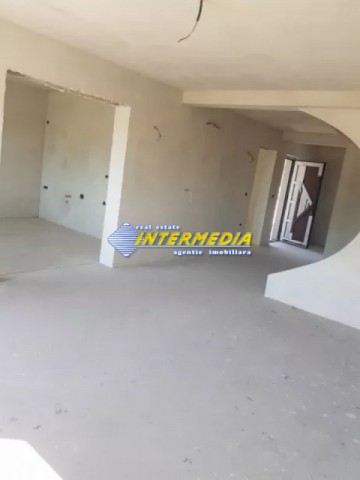 casa-noua-de-vanzare-in-alba-iulia-finisata-5