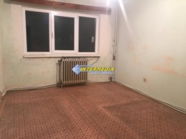 2-camere-decomandat-etaj-2-alba-iulia