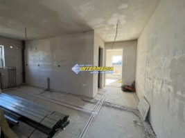 ocazie-apartament-2-camere-de-vanzare-in-cetate-bloc-nou-finisat-la-cheie-sau-la-gri-3