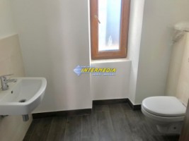 spatii-de-inchiriat-in-centru-alba-iulia-finisata-ultramodern-3