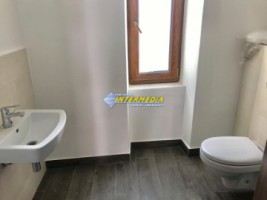 spatii-de-inchiriat-in-centru-alba-iulia-finisata-ultramodern-11