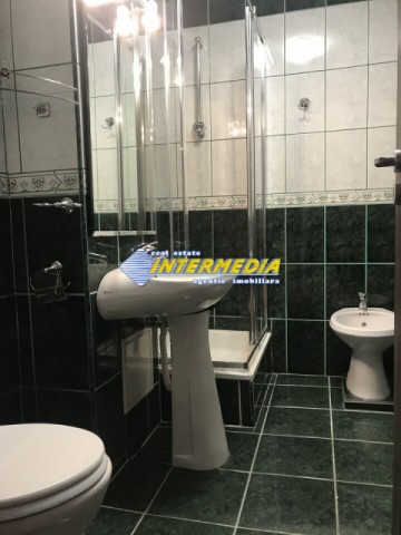 apartament-2-camere-de-inchiriat-in-centru-mobilat-utilat-renovat-23