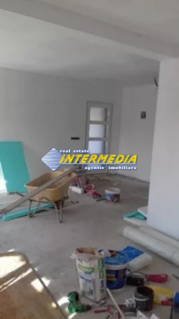 casa-noua-de-vanzare-4-camere-in-alba-iulia-teren-361-mp-4