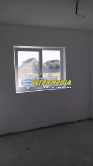 casa-noua-de-vanzare-4-camere-in-alba-iulia-teren-361-mp-5