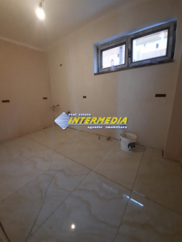 casa-noua-de-vanzare-finisata-la-cheie-in-alba-iulia-4