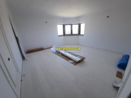 casa-noua-de-vanzare-finisata-la-cheie-in-alba-iulia-3