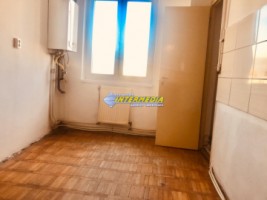 apartament-3-camere-de-vanzare-in-alba-iulia-zona-ampoi-3-8