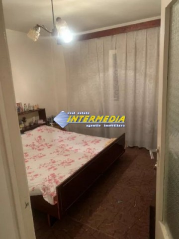 apartament-2-camere-decomandat-cetate-1