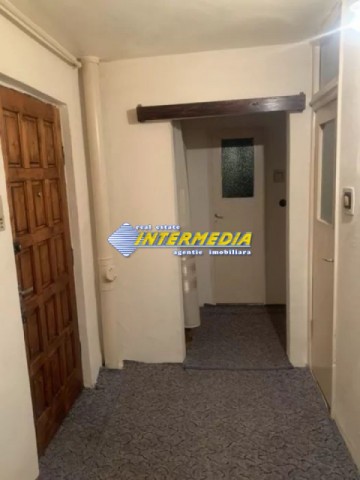 apartament-2-camere-decomandat-cetate-3