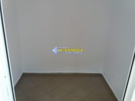 apartament-cu-2-camere-si-living-de-vanzare-in-bloc-nou-in-centru-12