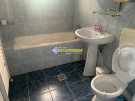 spatiu-comercial-de-vanzare-pretabil-cabinet-medical-birouri-4