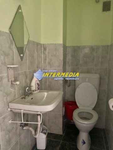 spatiu-comercial-de-vanzare-pretabil-cabinet-medical-birouri-6