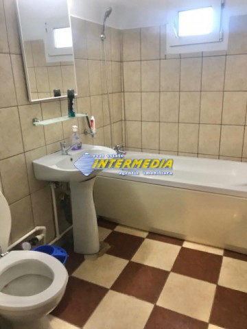 apartament-2-camere-decomandat-de-vanzare-cetate-2