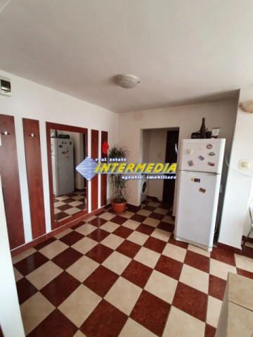 apartament-2-camere-decomandat-de-vanzare-cetate-7