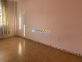 garsoniera-de-vanzare-in-cetate-etaj-2-decomandata-6