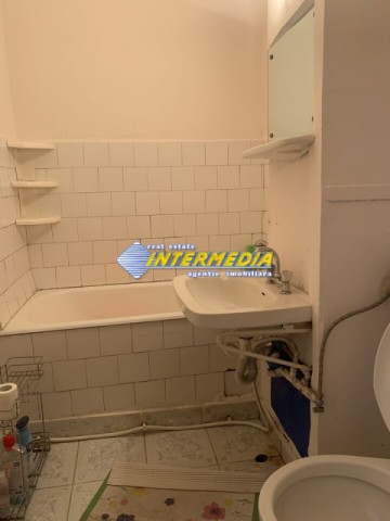 garsoniera-de-vanzare-in-cetate-etaj-2-decomandata-8