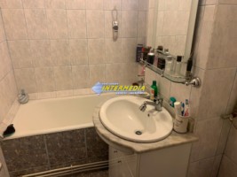apartament-cu-4-camere-decomandat-finisat-cetate-closca-8