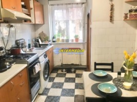 4-camere-de-vanzare-in-cetate-etaj-1-bloc-proprietati
