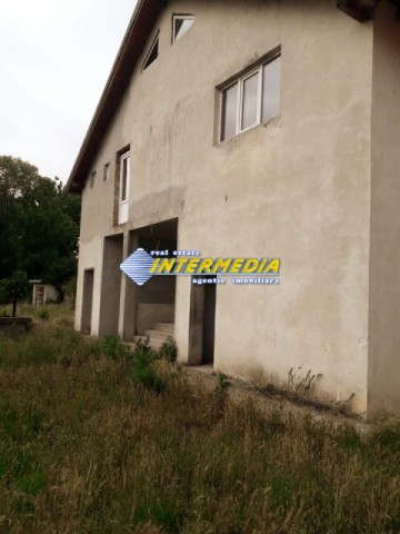 casa-semifinisata-de-vanzare-in-vintu-de-jos-1