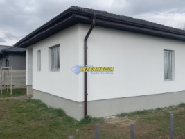 casa-noua-de-vanzare-pe-un-nivel-in-alba-iulia-10