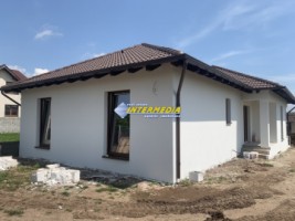 casa-noua-de-vanzare-in-alba-iulia-pe-un-singur-nivel-finisata-la-cheie-6