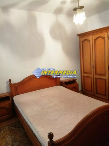 apartament-3-camere-decomandat-de-inchiriat-cetate-mercur-etaj-2-5