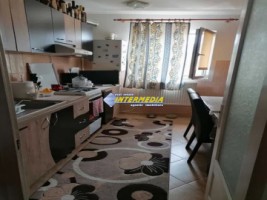 vand-apartament-2-camere-cetate-etaj-2