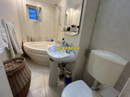apartament-cu-2-camere-de-vanzare-mobilat-si-utilat-in-cetate-zona-bulevard-11