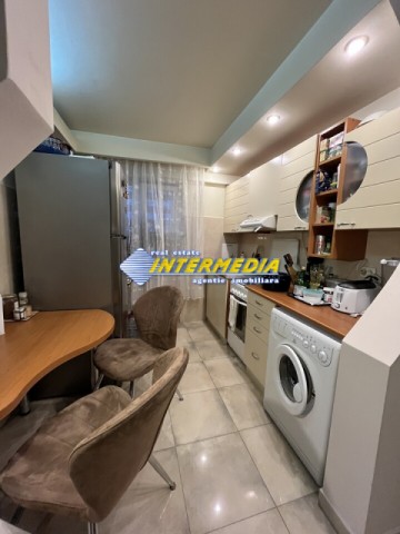 apartament-cu-2-camere-de-vanzare-mobilat-si-utilat-in-cetate-zona-bulevard-14