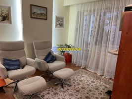 apartament-cu-2-camere-de-vanzare-mobilat-si-utilat-in-cetate-zona-bulevard-23