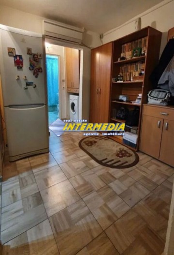 apartament-2-camere-decomandat-de-vanzare-sub-stadion-1