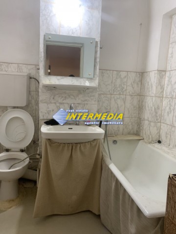 3-camere-decomandat-in-cetate-zona-parc-etaj-intermediar-12